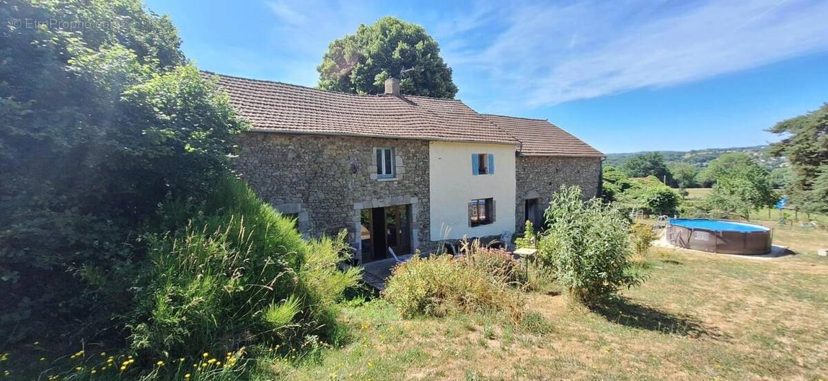 Photo 1 - Maison à LAVAVEIX-LES-MINES