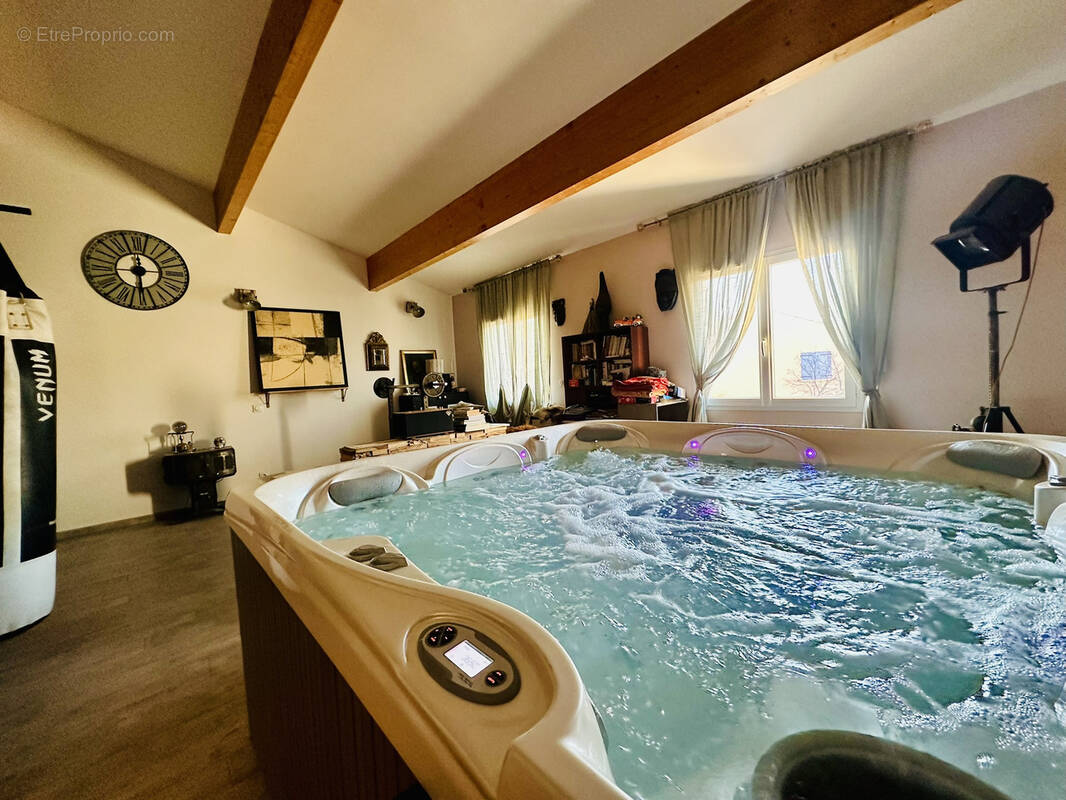 Maison à AIGUES-MORTES