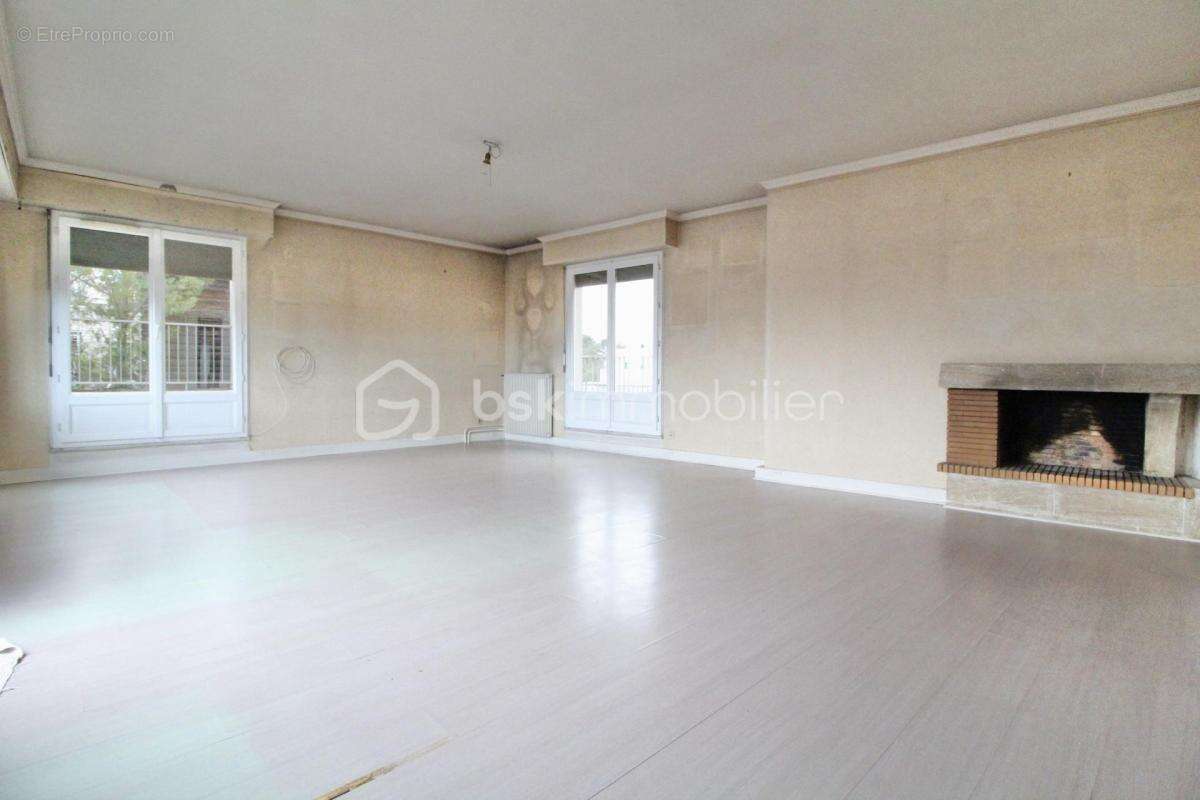 Appartement à ABLON-SUR-SEINE