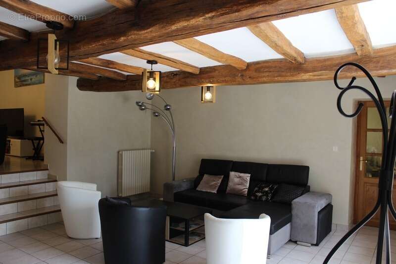 Dpt Maine et Loire (49), à vendre proche  de Cholet, maison de caractère avec 6 chambres sur 3750 m² de terrain + dépendance - photo 9