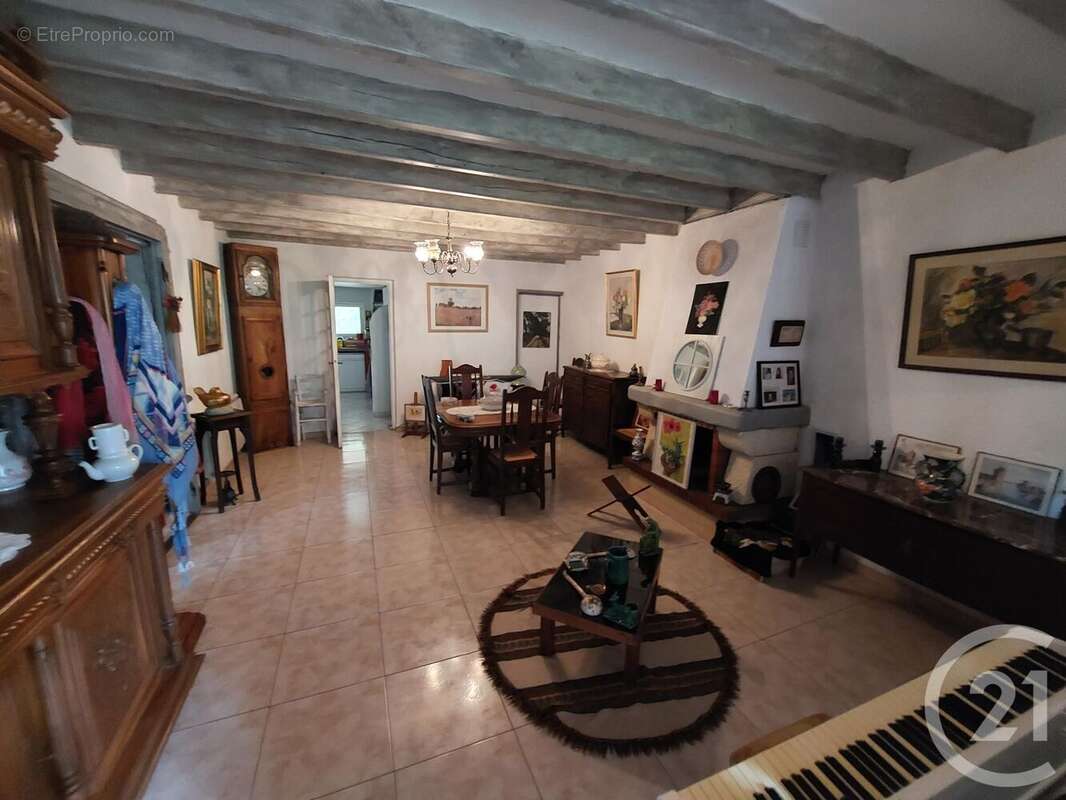 Maison à MONTPONT-EN-BRESSE