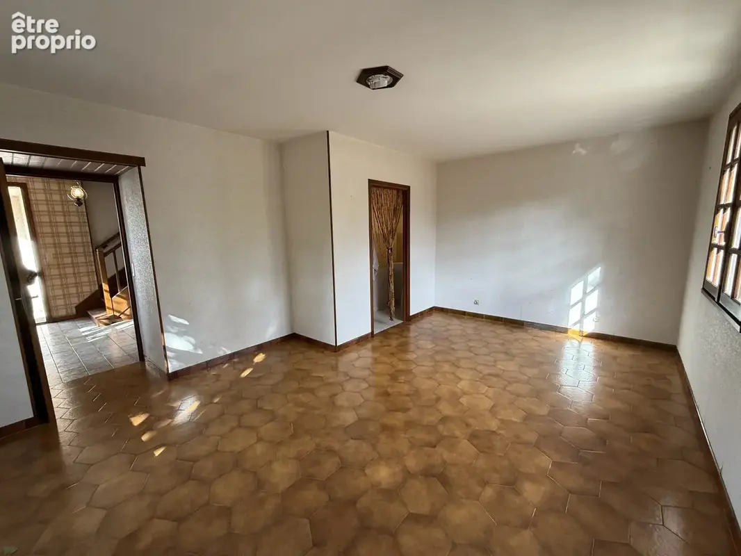 Maison 7 pièces 170 m² à vendre à Ruelle-Sur-Touvre (16600) - photo 9