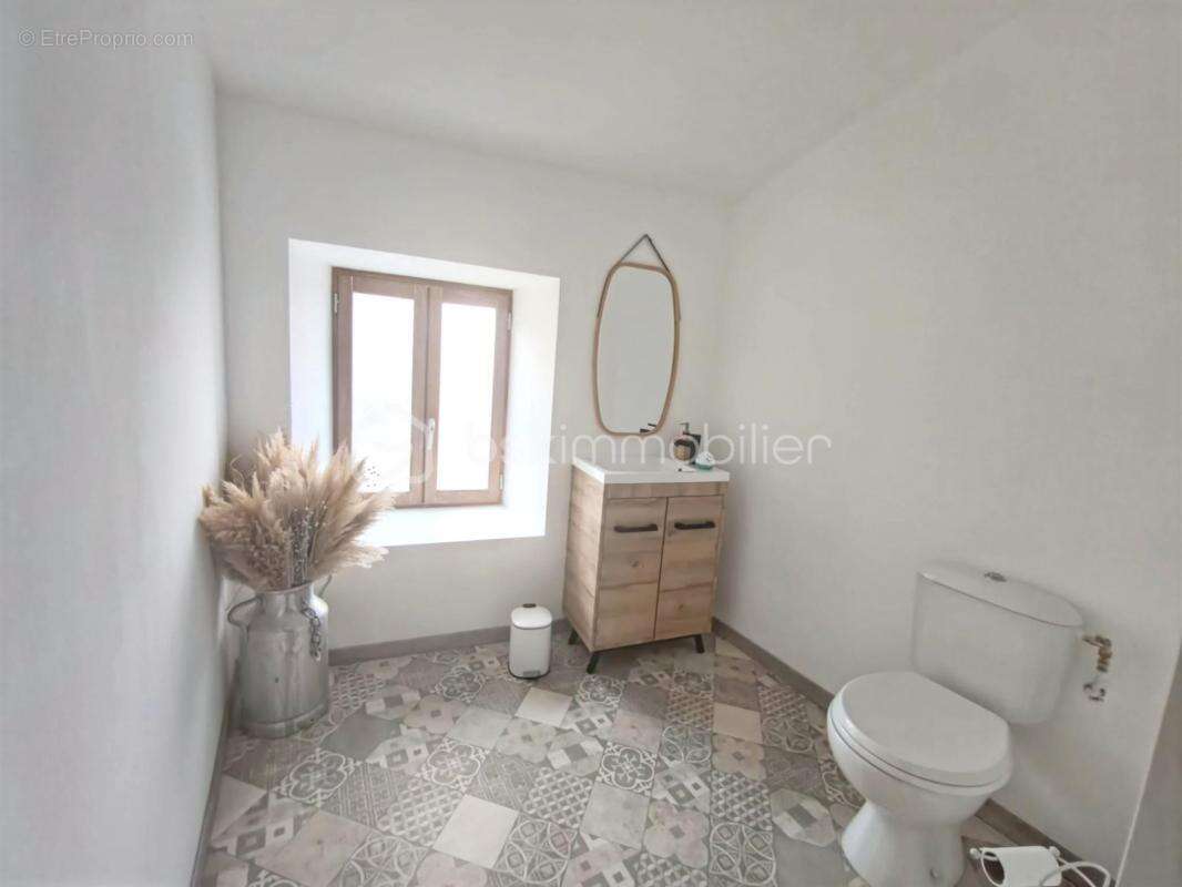 Maison à NOIRETABLE