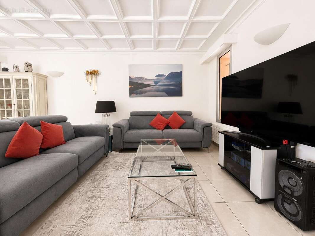 Maison à Genas  - photo 2