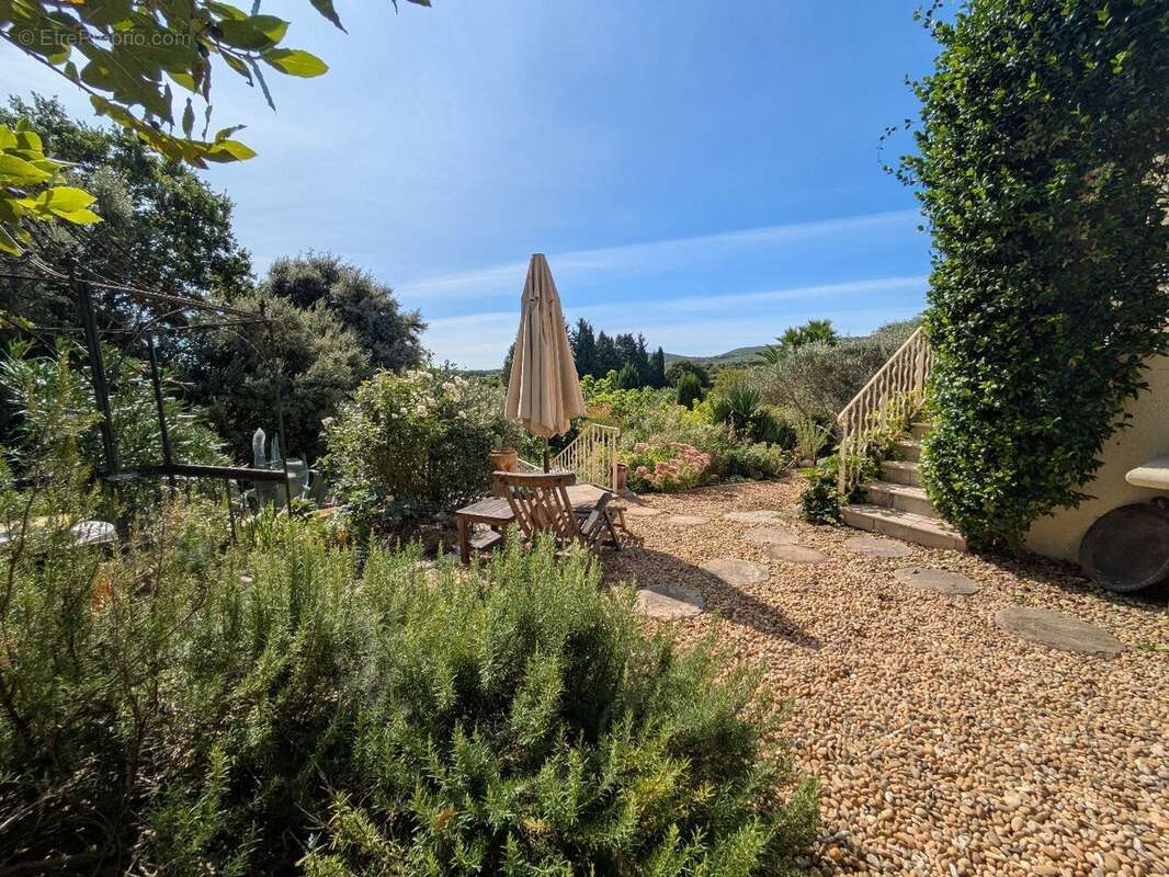 Maison à SAINT-DREZERY