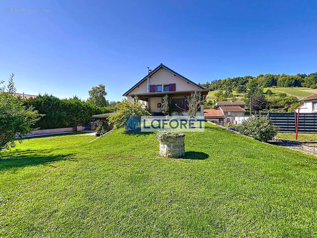 Maison à SAINT-URBAIN-MACONCOURT