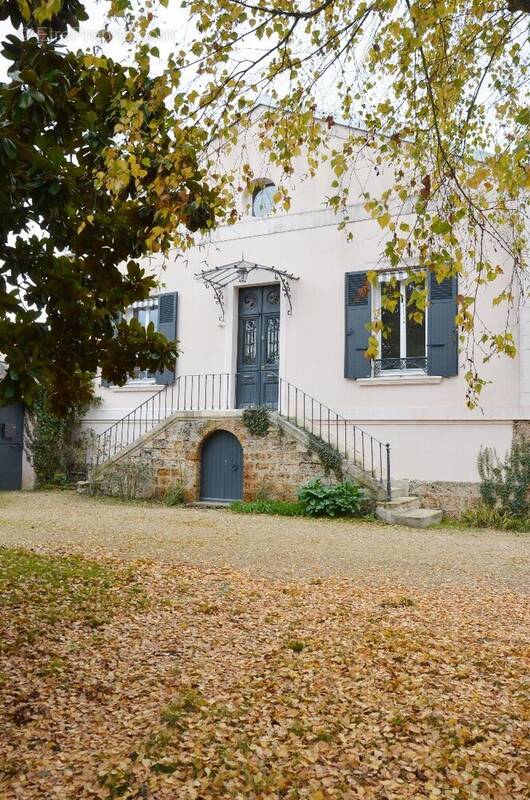 Maison à CHEVREUSE