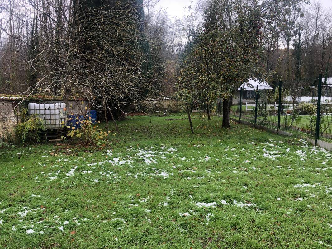 Terrain à CHALO-SAINT-MARS