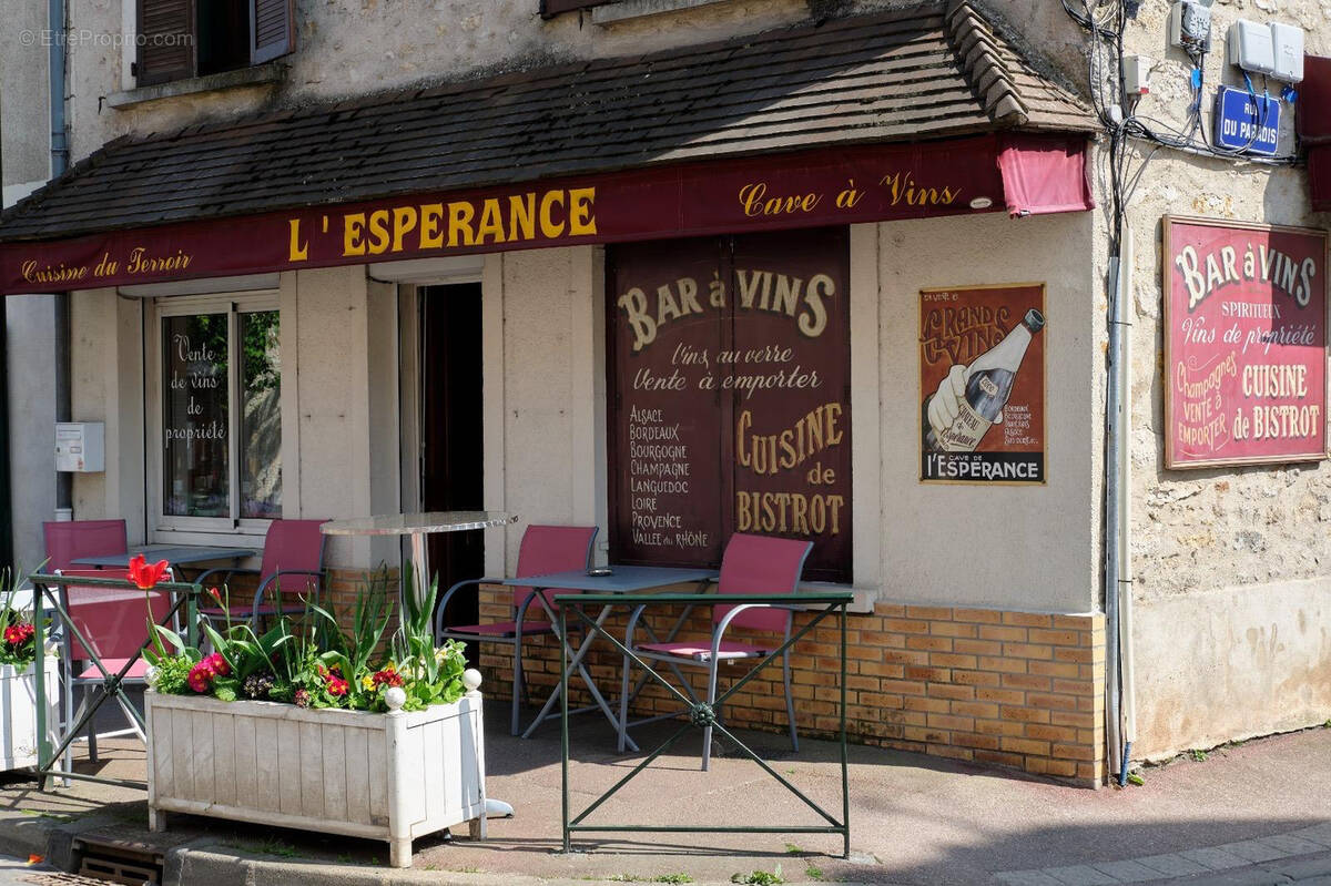 Commerce à ETAMPES