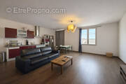 Appartement à ROQUEMAURE