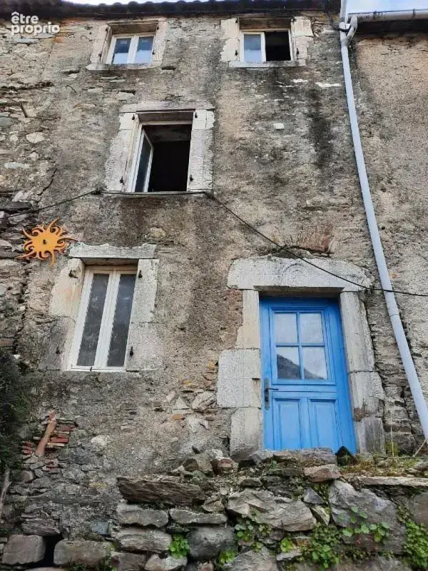 Riols, Batîsse ancienne entièrement à réhabiliter - photo 4