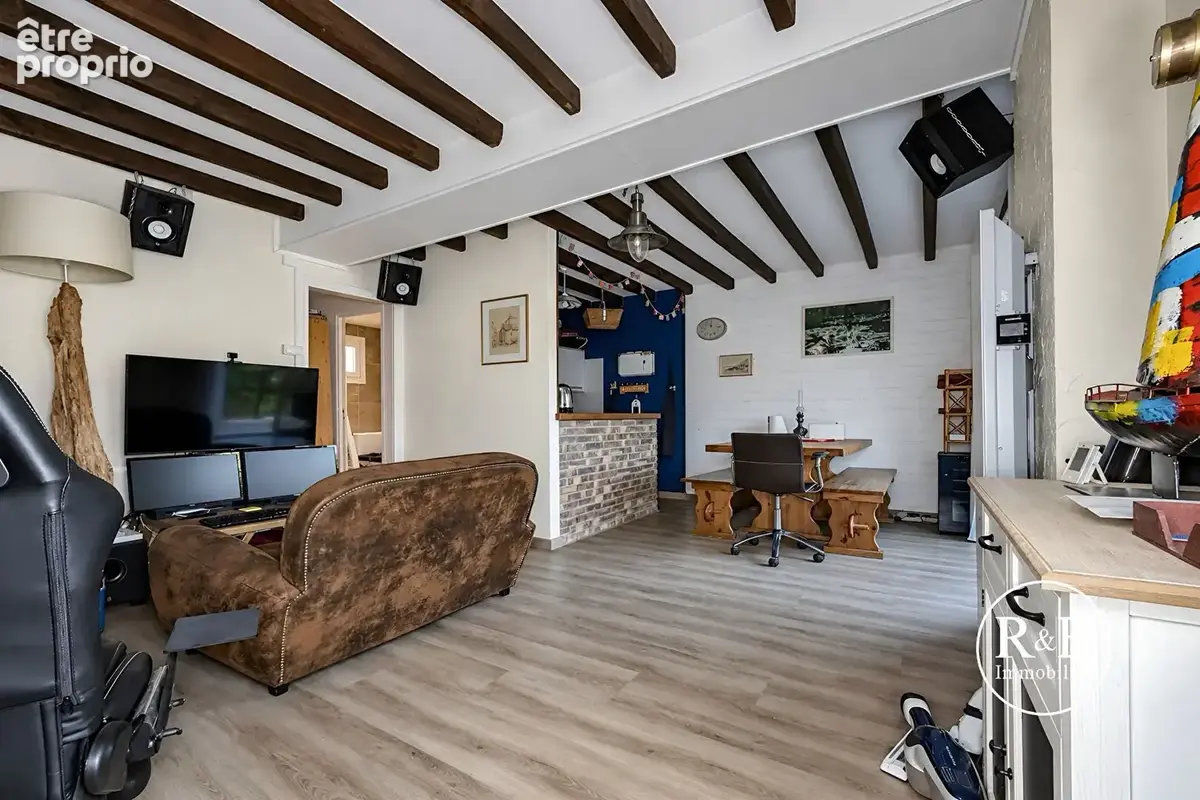Photo Appartement à Plaisir au prix de 140 000€