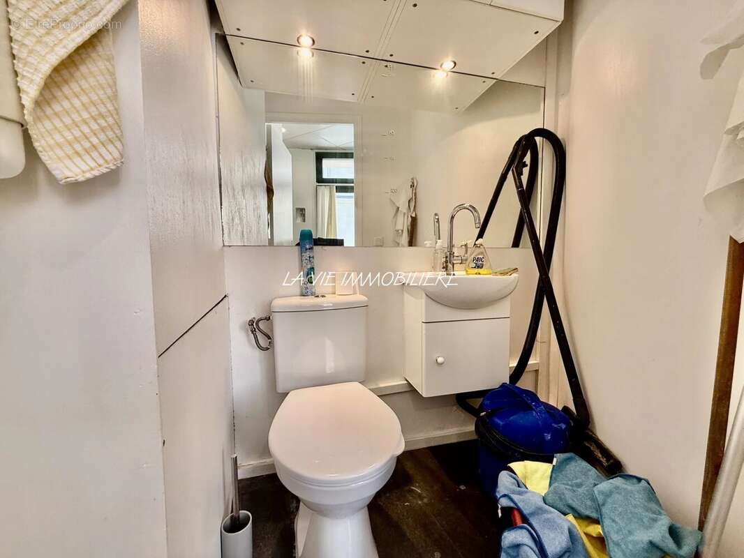 Commerce à PARIS-5E