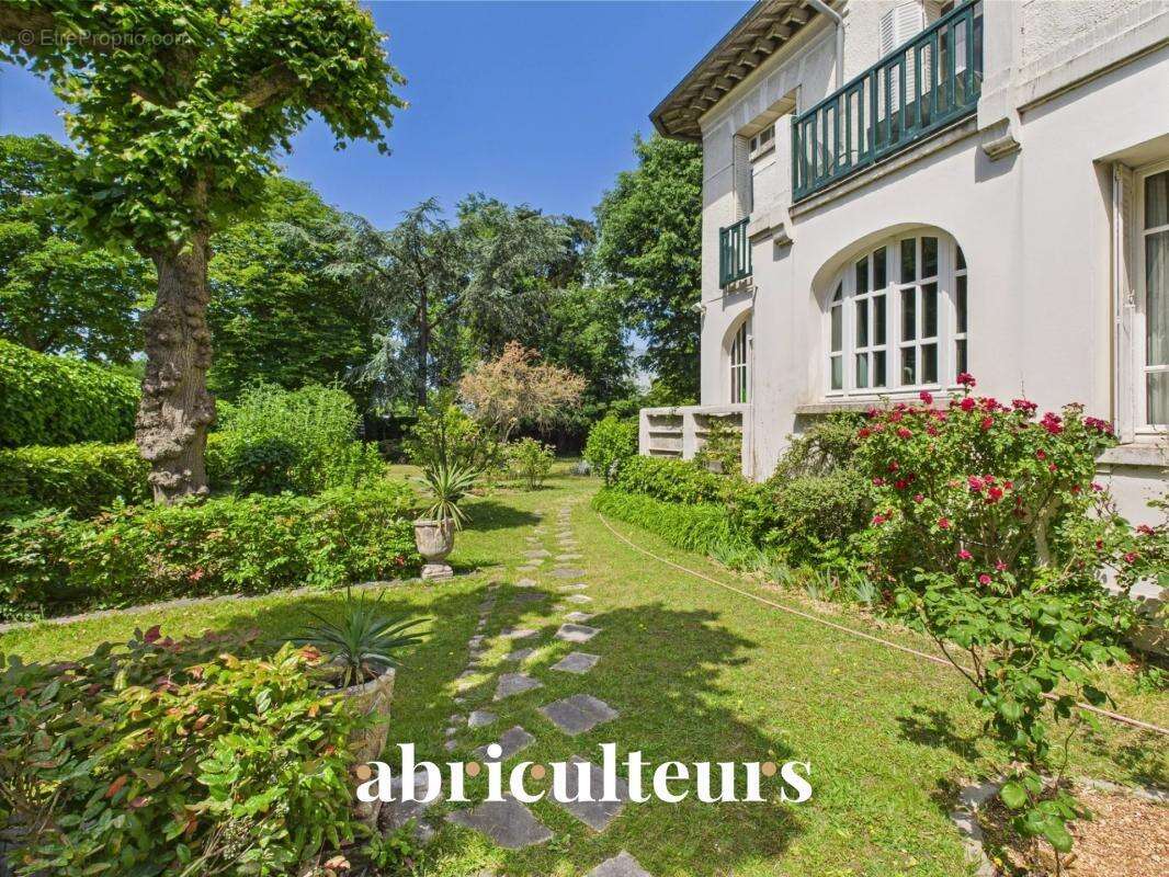 Appartement à SAINT-MANDE