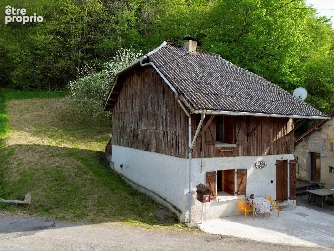 Maison avec grange  – Voissant - photo 13