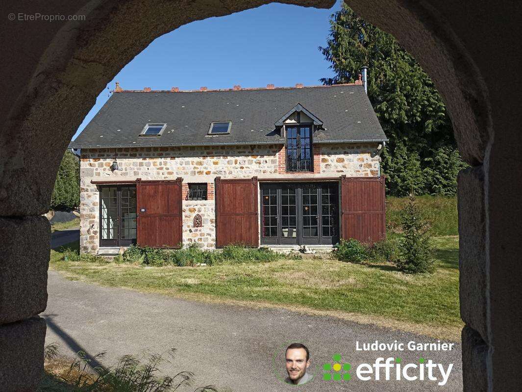 Maison à MORTAIN