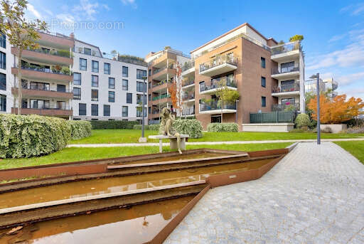 Appartement à LE PLESSIS-ROBINSON