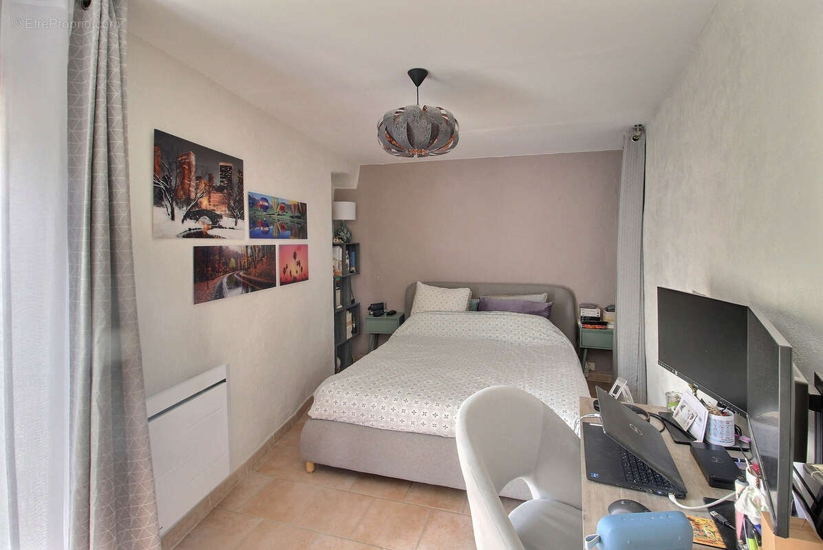 Maison à CAUSSE-DE-LA-SELLE