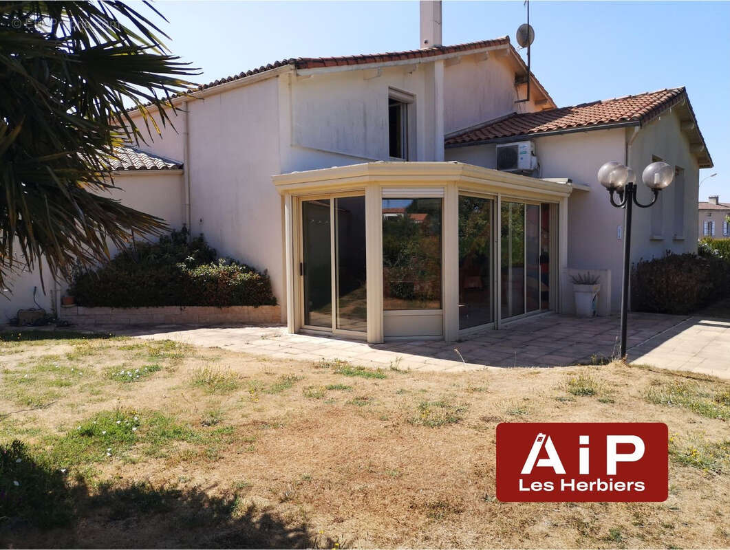 Maison familiale 246 m2 - 4 chbr - double garage - photo 9