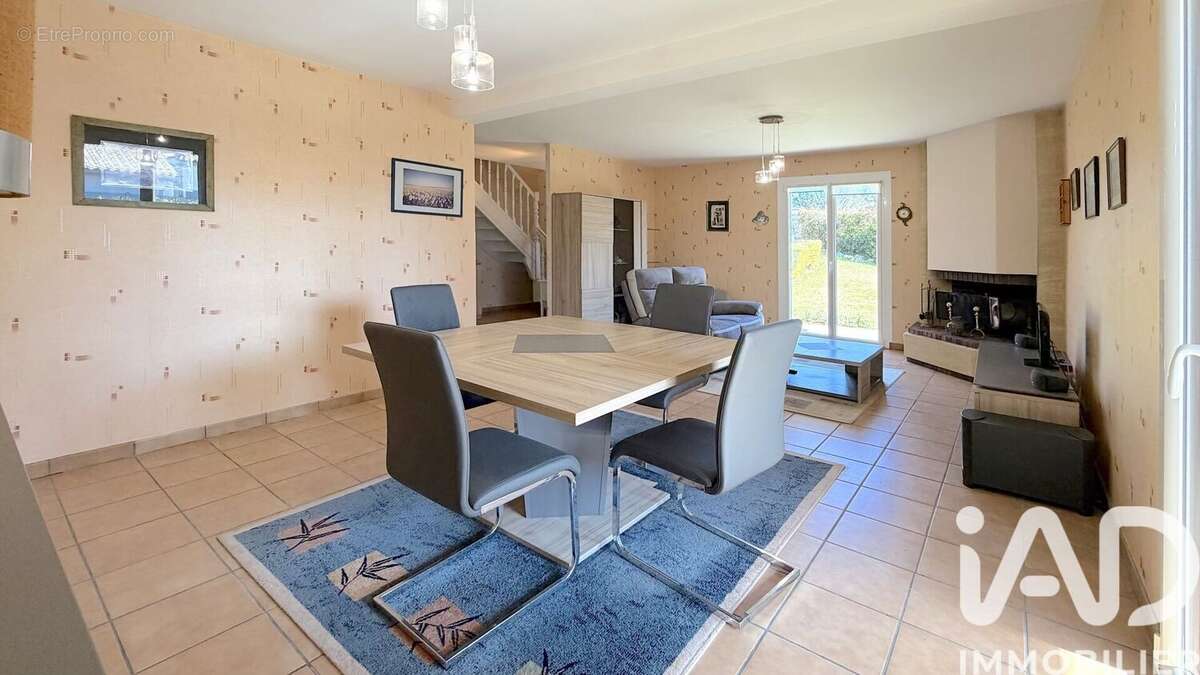 Photo 2 - Maison à SAINT-PIERRE-D'IRUBE