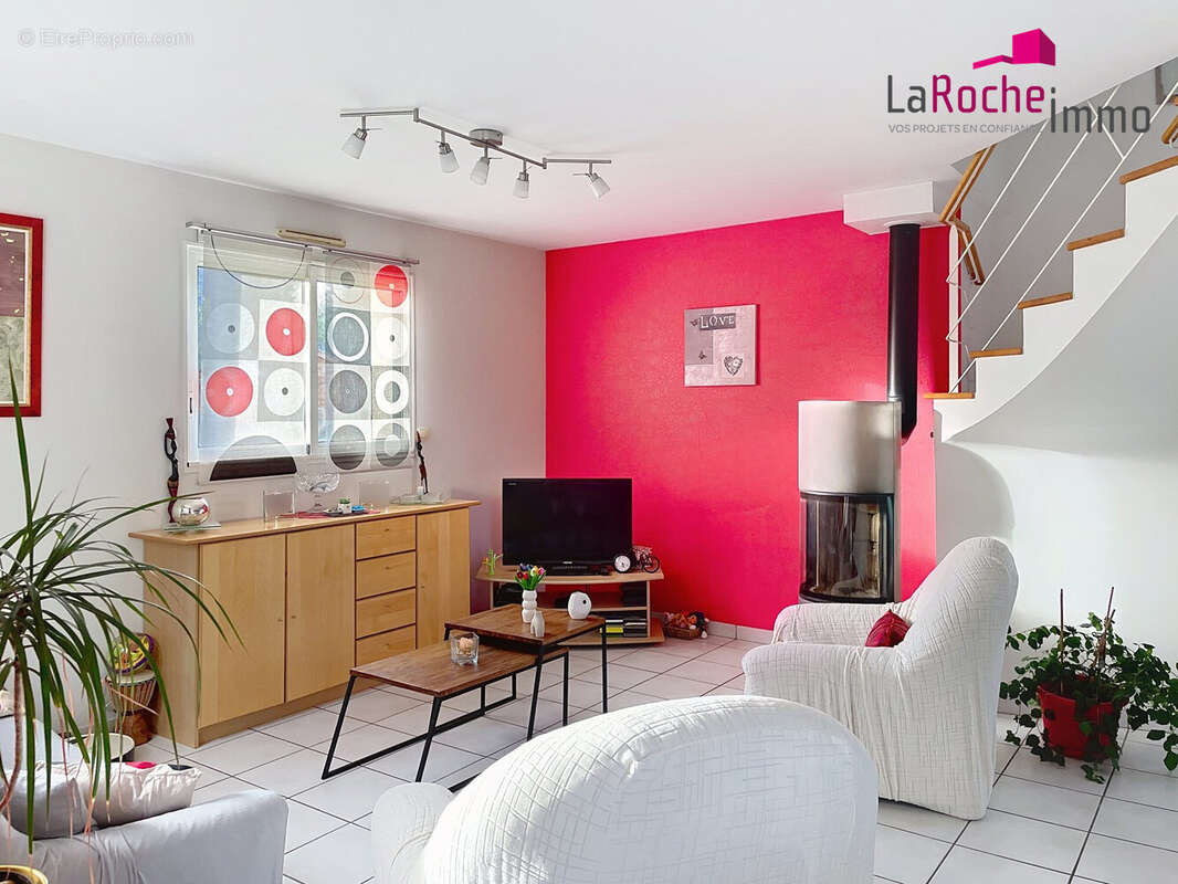 Maison à SAINT-URBAIN