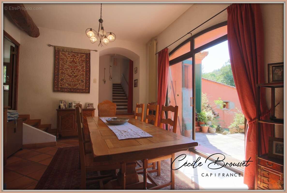 Propriete à vendre 10 pièces SAINT LAURENT DE CERDANS (66) - photo 7