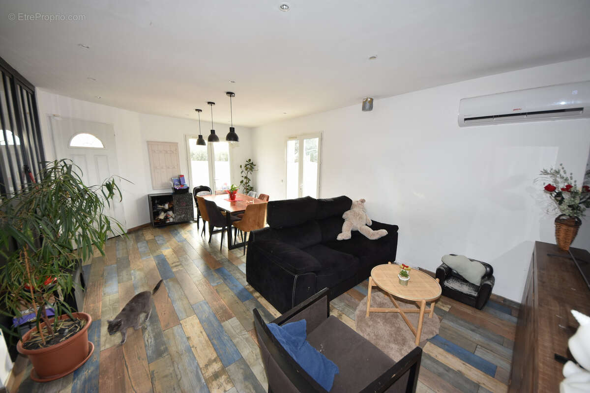 Maison à SAINT-MARCEL-SUR-AUDE