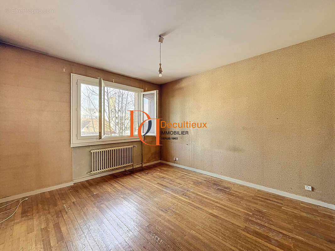 Appartement à LYON-8E