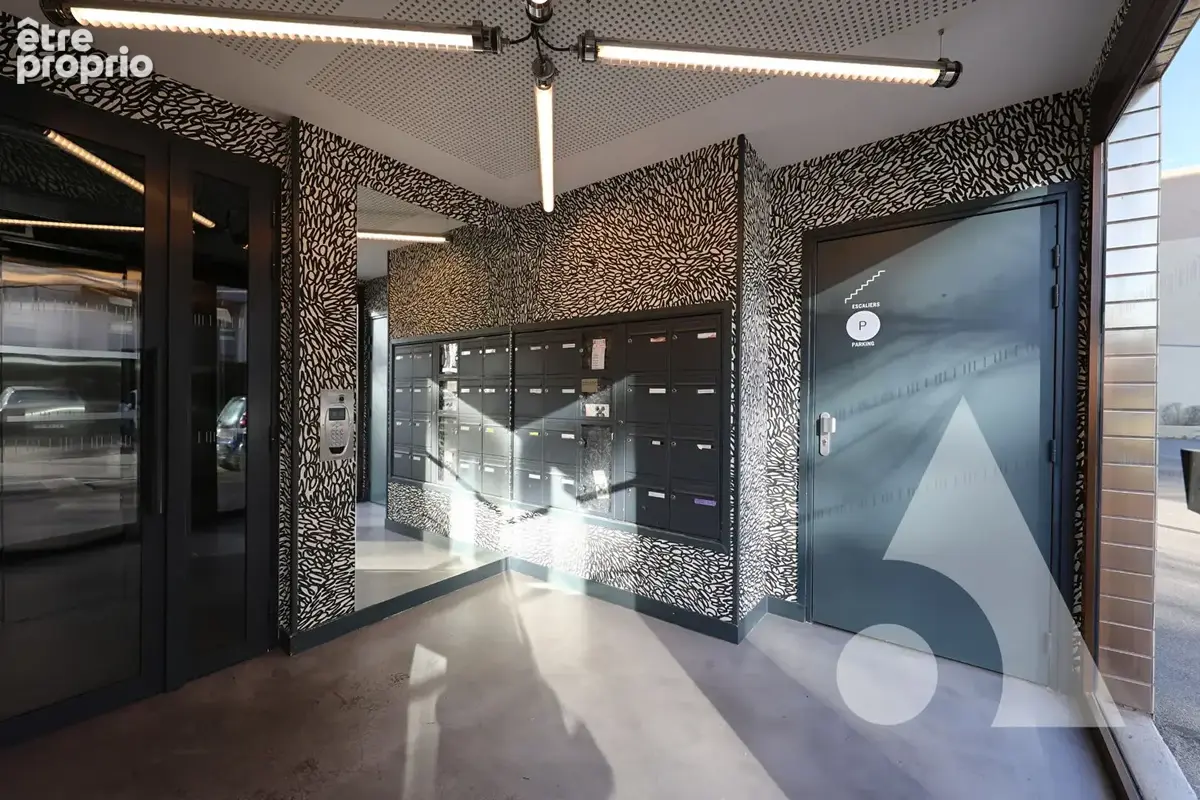 F4 avec 3 chambres, terrasse et parking privé - photo 13
