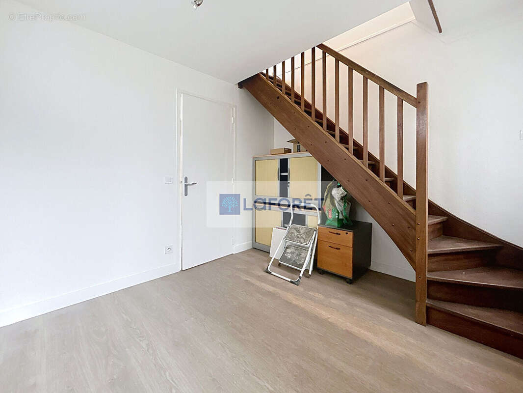 Maison à SARTROUVILLE