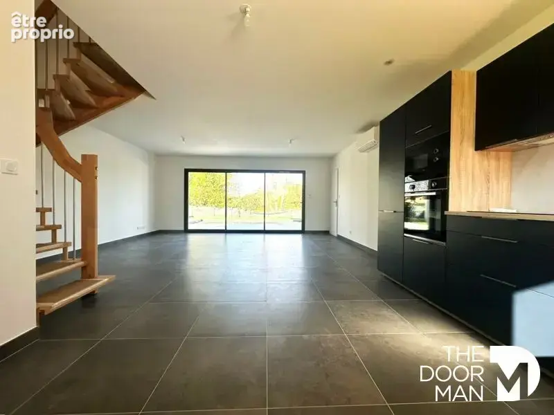 Photo Maison à Saint-Hilaire au prix de 399 900€