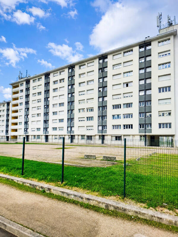 Appartement à SAINT-JEAN-LE-BLANC