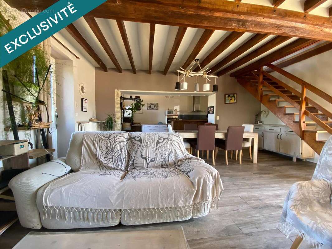 Maison 159 m² à Vion  - photo 2