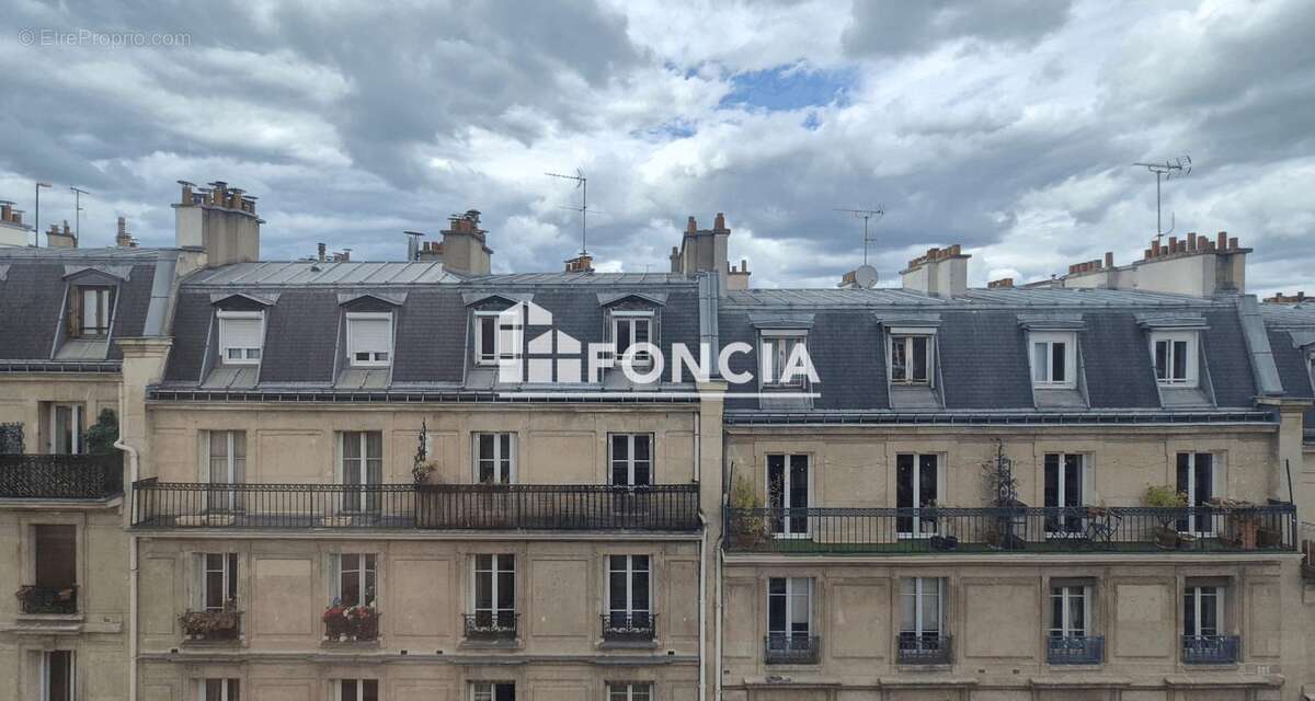 Appartement à PARIS-18E