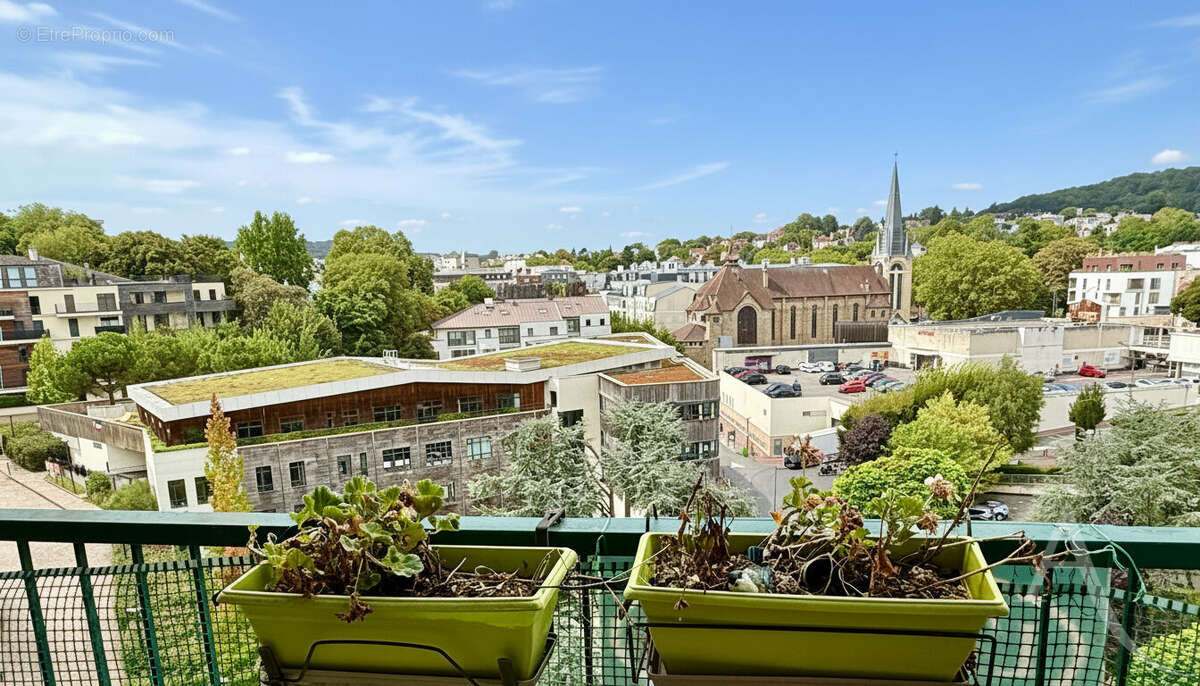 exclusivité Appartement Chaville centre ville 4 pièces ascenseur Dernier étage avec vue panoramique Balcon Parking cave - photo 2