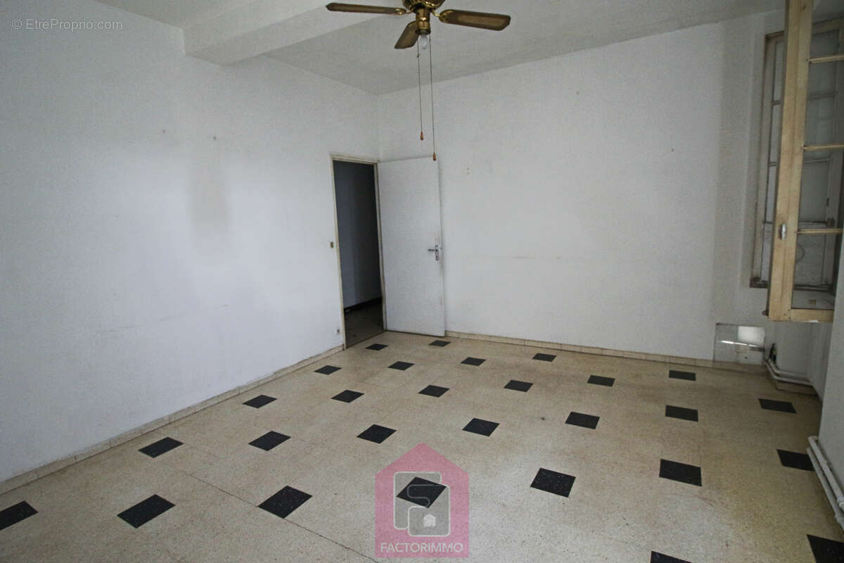 Appartement à PUY-L'EVEQUE