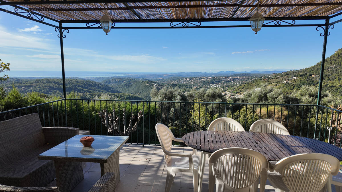 Maison à SAINT-JEANNET