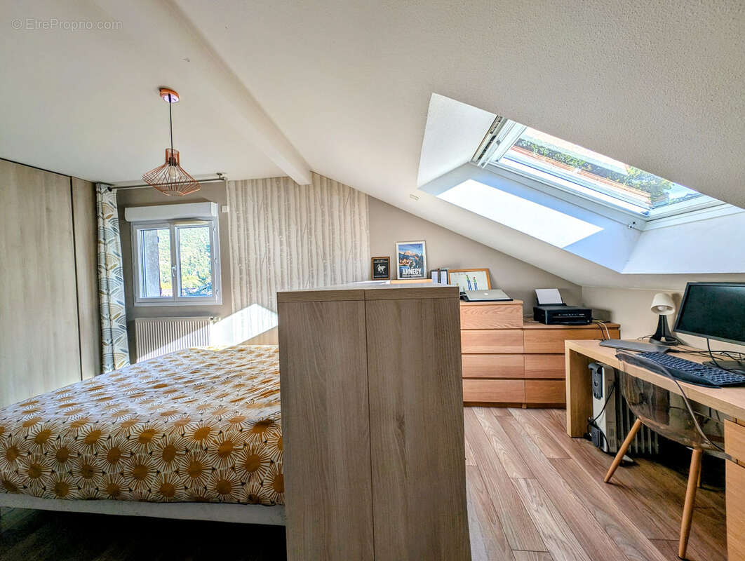 Appartement à QUINTAL