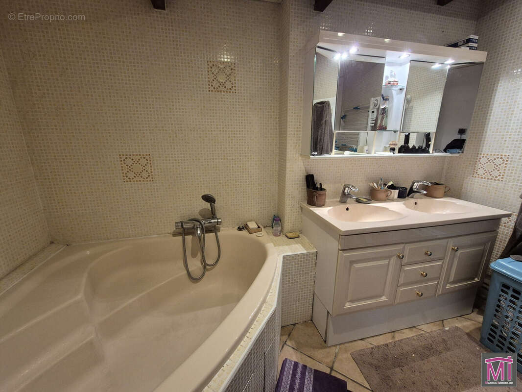 Maison à CROUY-SUR-OURCQ