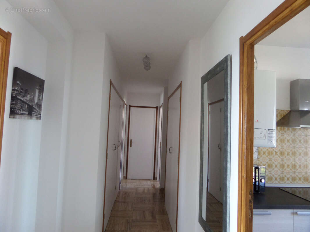 Moriani Plage bel appartement 88,80 m2 , avec balcon et loggia  et vue mer et montagne. - photo 10
