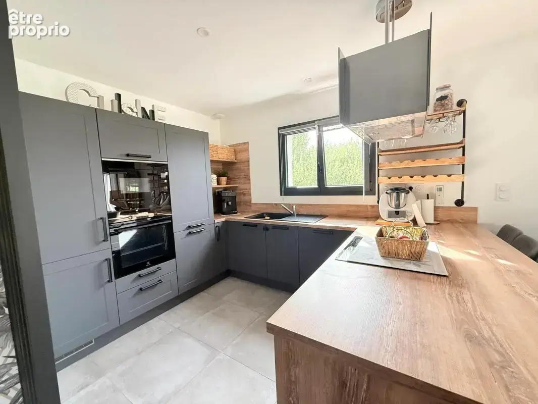 Maison de 5 pièces de 120 m² à Cers - photo 6