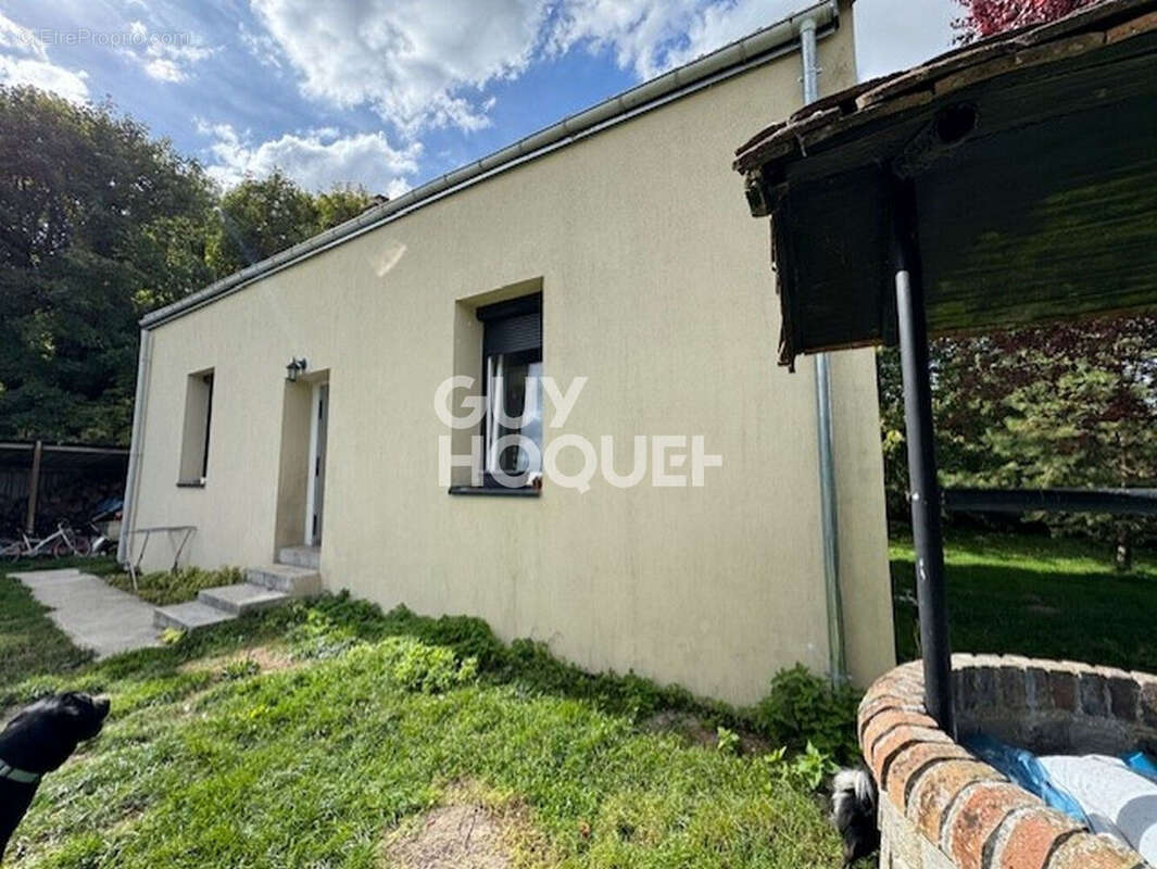 Maison à FAUX-FRESNAY