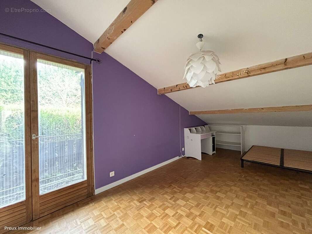 Maison à METZ-TESSY