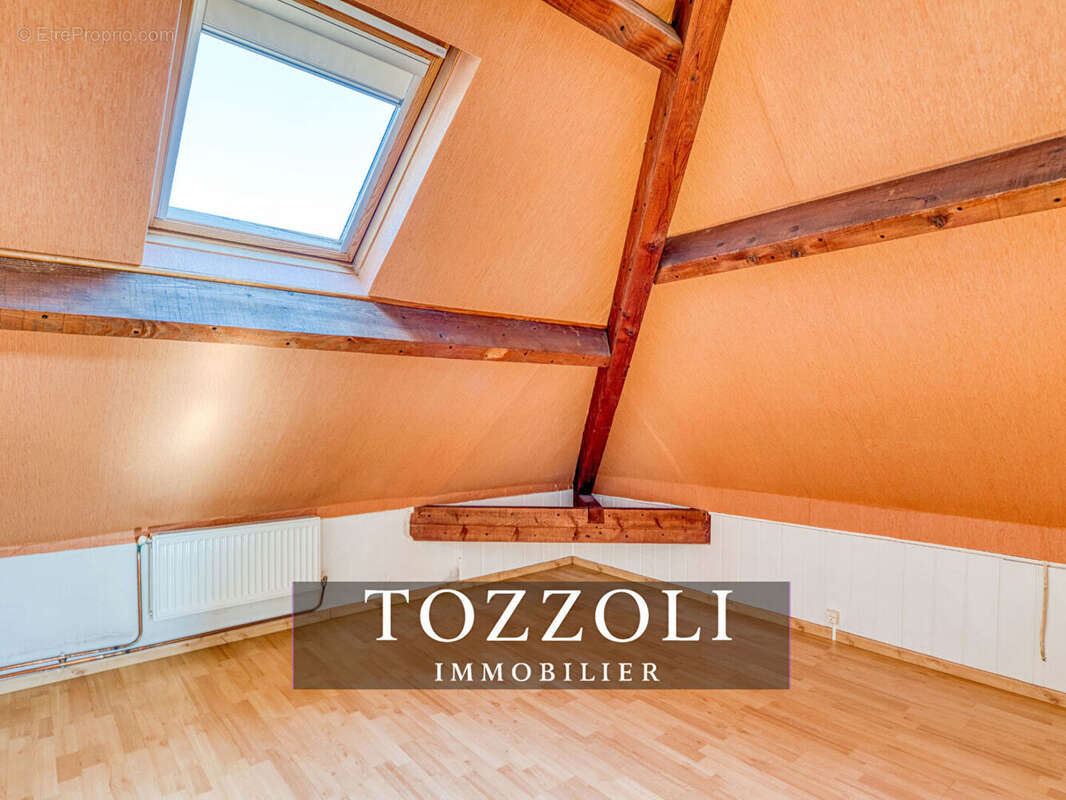 Maison à LA VERPILLIERE