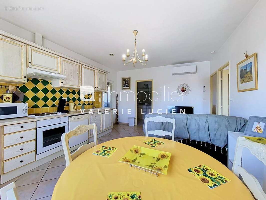 Appartement lumineux avec vue sur la piscine dans une résidence sécurisée - photo 7