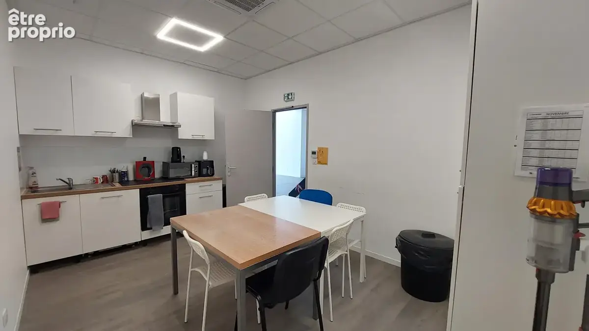 Bâtiment d’activité de 945 m2 sur 1 928 m2 de terrain - photo 7