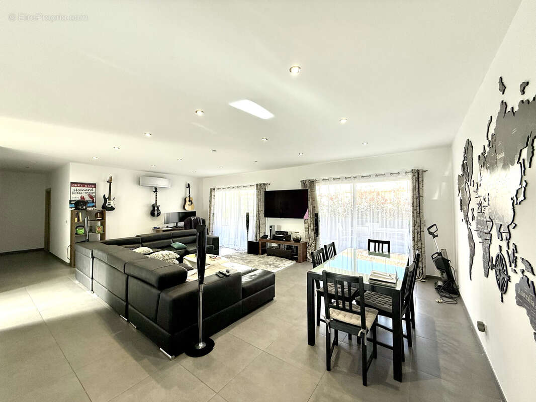 Maison à PRUNELLI-DI-FIUMORBO