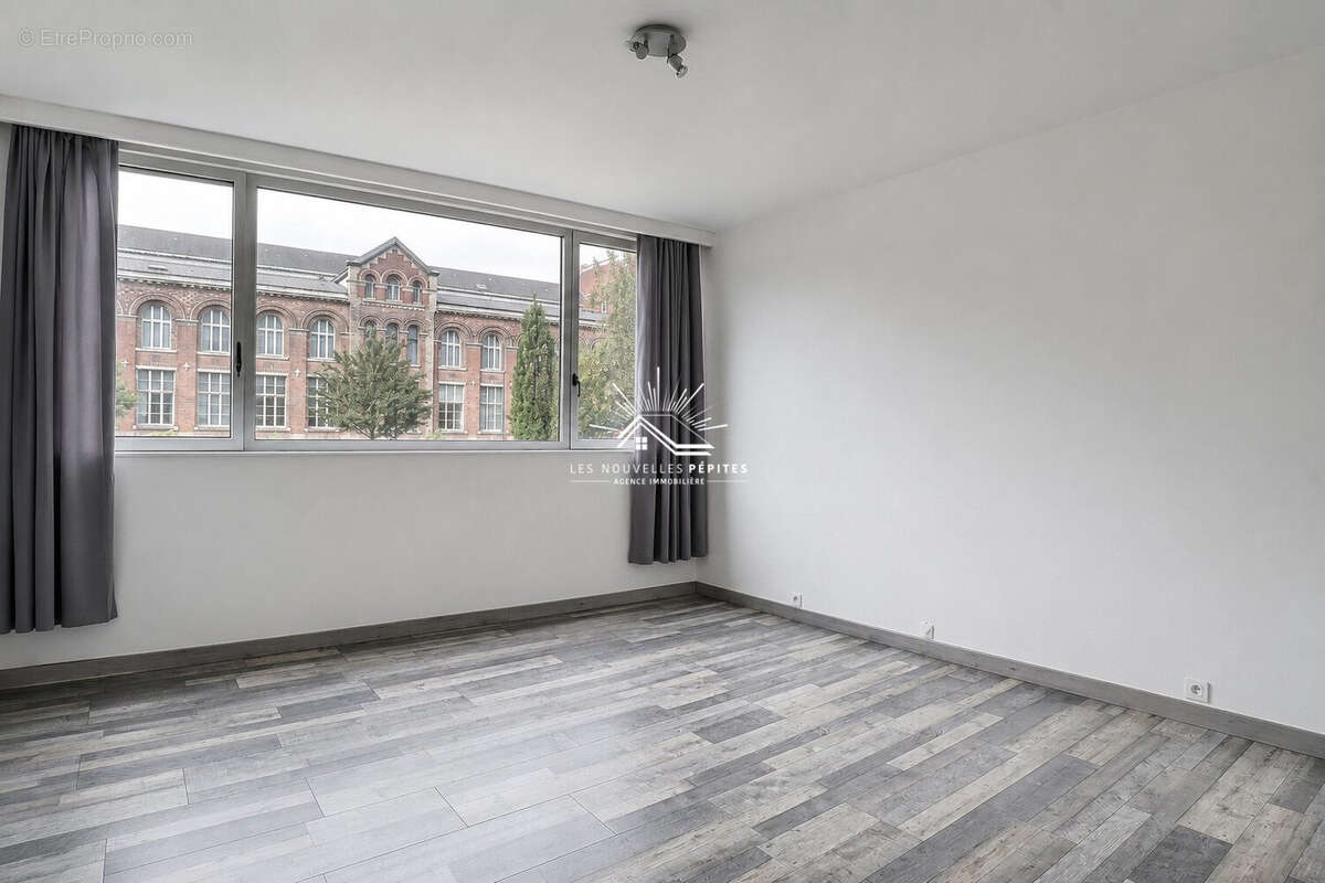 Appartement 78 m² à Roubaix  - photo 4