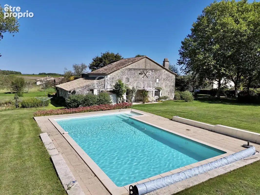 Proche de Duras - Magnifique maison de campagne avec piscine de 6 m x 12 m, à rénover - photo 3