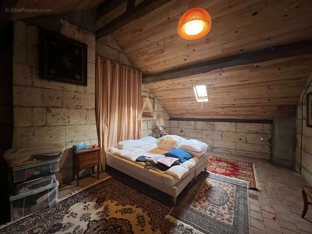 Maison à MONTRICHARD